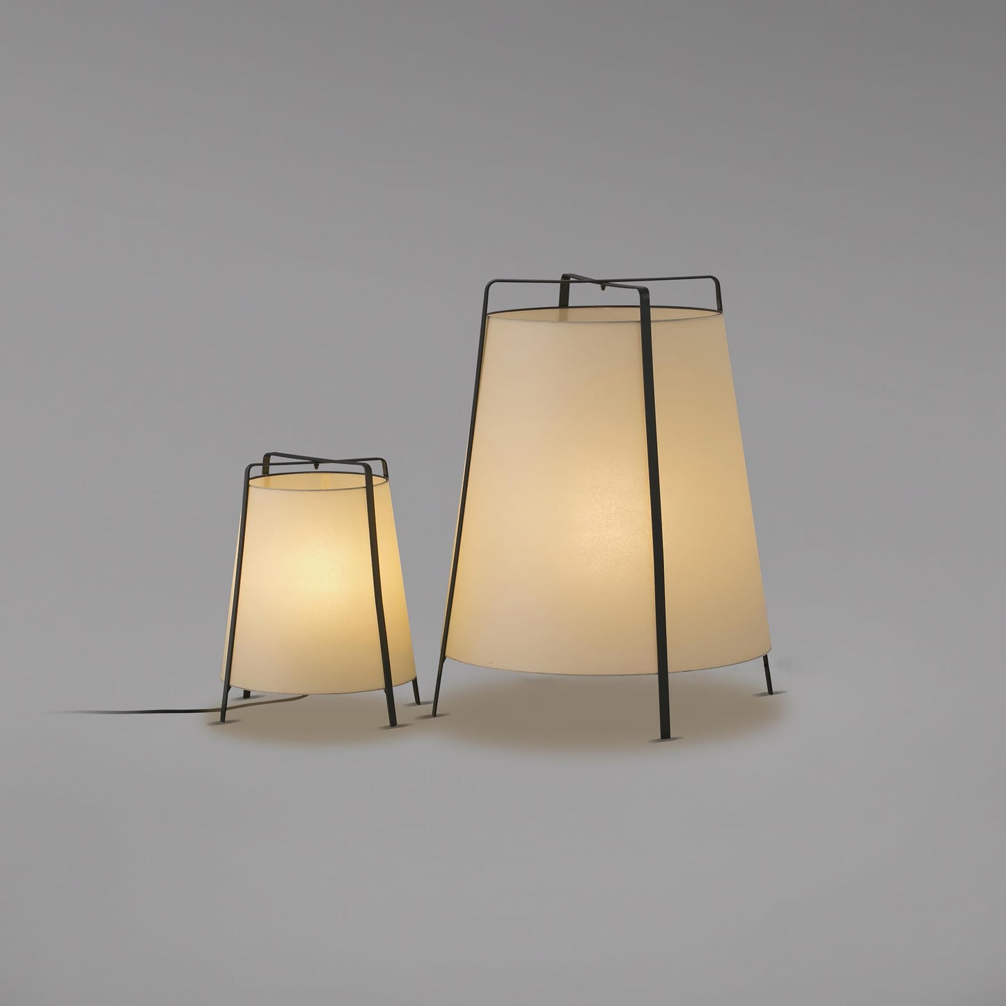 Lampe de Table Minimaliste | Design Raffiné et Lumière Douce