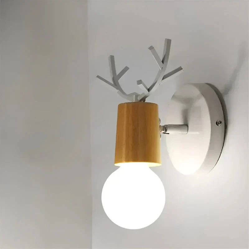 Lampe murale originale tête de cerf