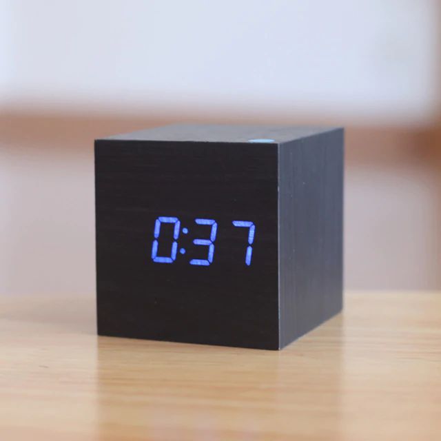 Horloge Bureau Moderne et Précise