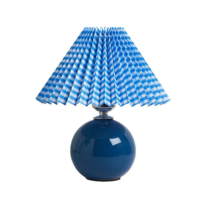 Lampe de Table Élégante aux Ombres Plissées - Éclairage de Chevet Rétro Charmant