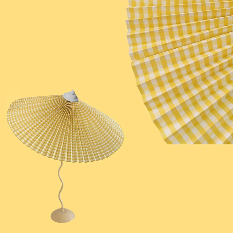 Lampe de Bureau Raffinée | Abat-Jour Brodé et Décoratif