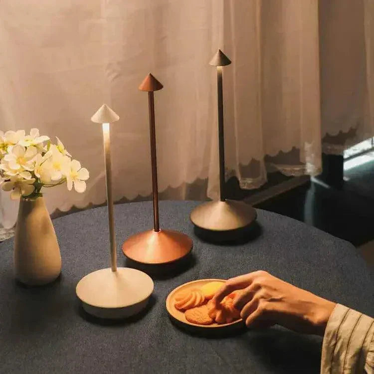 Lampe de Bureau LED Compacte et Étanche