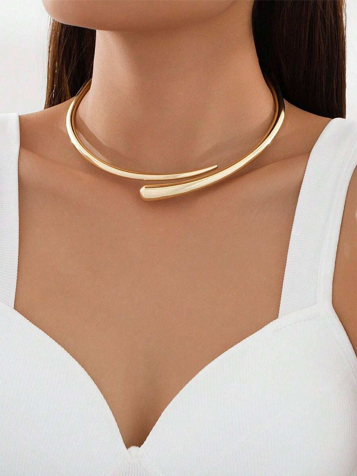 Collier Court Élégant Or Brillant - Foivo