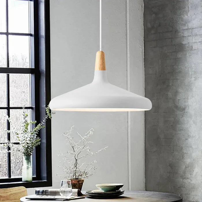 Lampe Suspension Originale - Aluminium et Bois au Style Chic et Contemporain