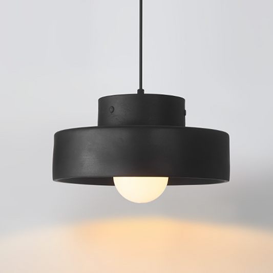 Luminaire Suspendu Design en Résine - Élégant et Robuste - Foivo