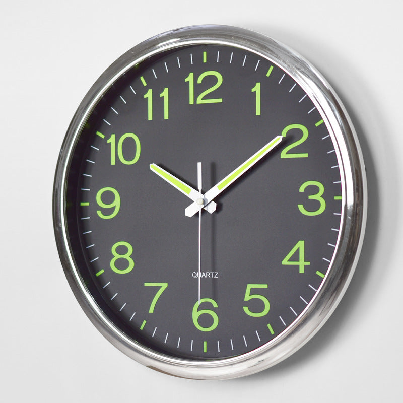 Horloge Murale Élégante Lumineuse | Cadran Raffiné et Atmosphère Calme - Foivo