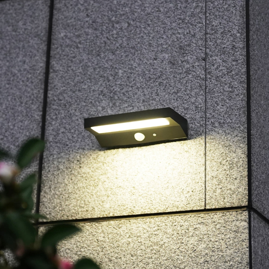 Lampe murale solaire avec détecteur de mouvement - BlxckFR