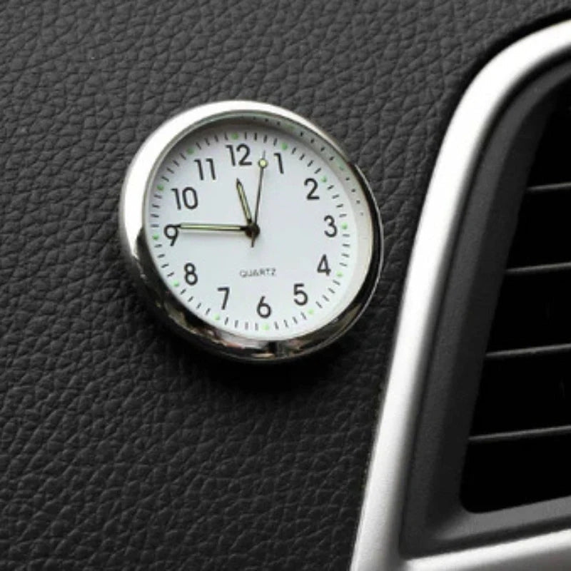 Horloge de Voiture Compacte Design Rond