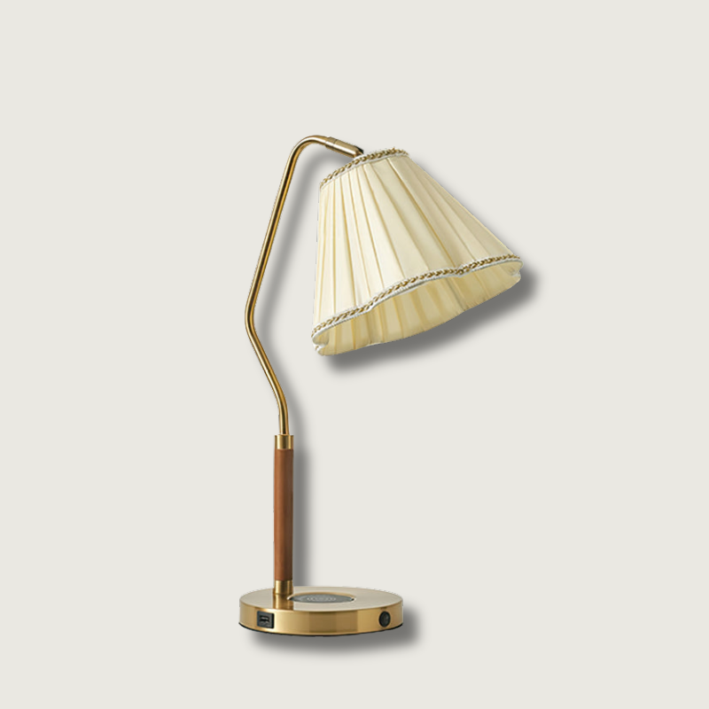 Lampe de Bureau en Soie Raffinée | Base Chromée et Style Chic - Foivo