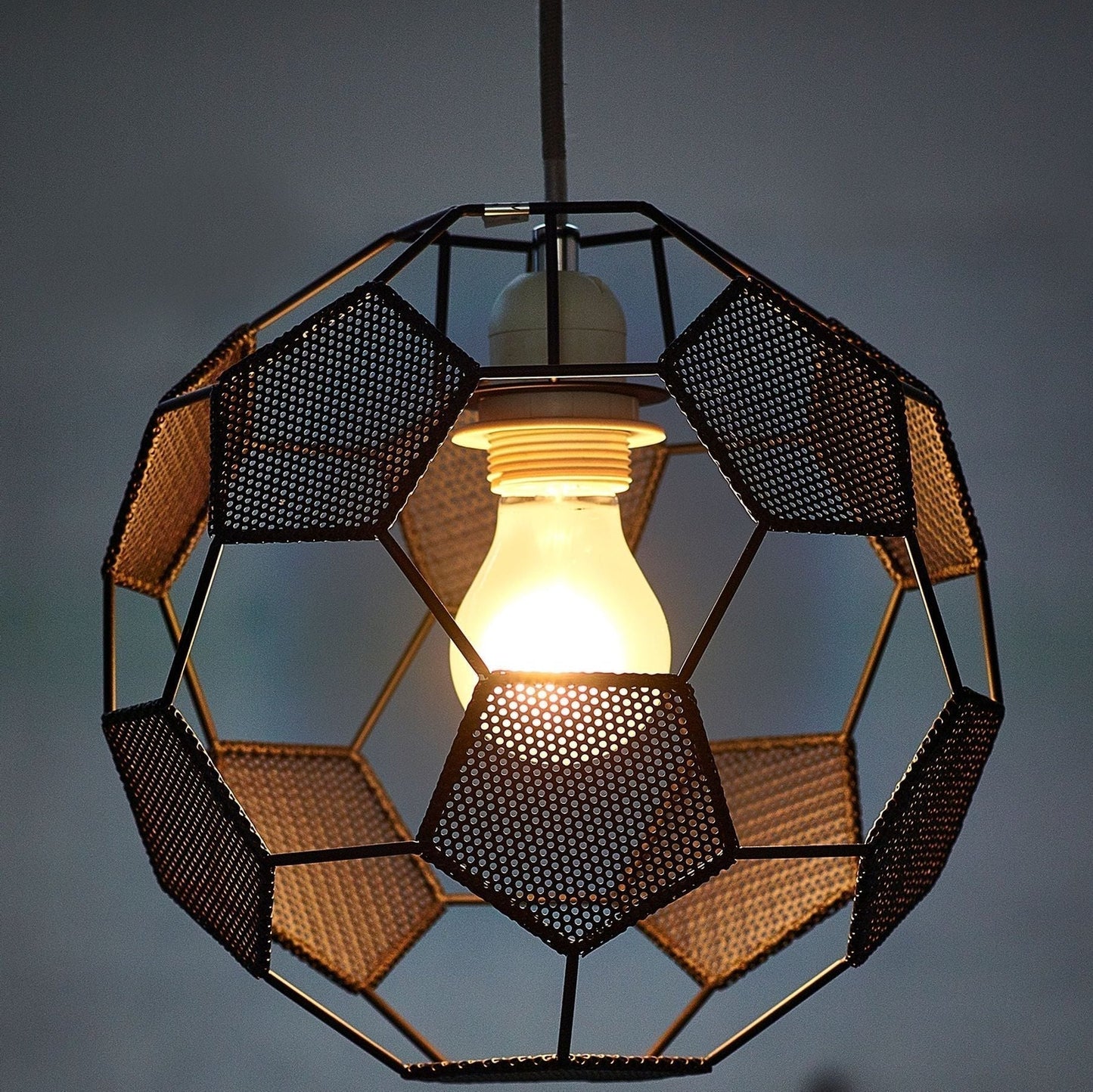 Lampe Suspendue Foot Élégante – Éclairage Moderne & Énergique - Foivo