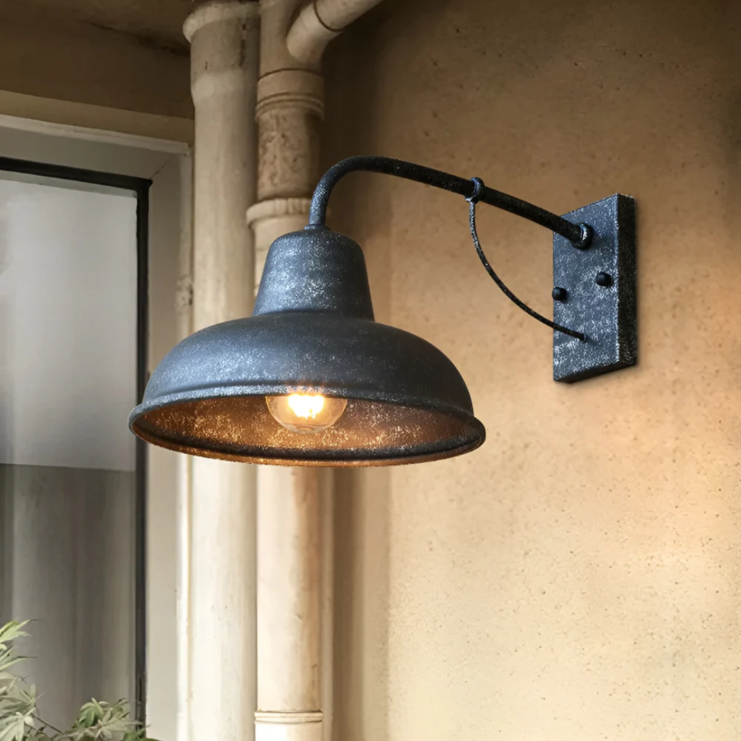 Lampe Murale Extérieure Chic et Robuste