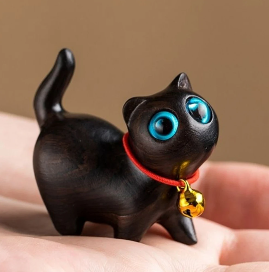 Figurines de chats mignonnes en décoration