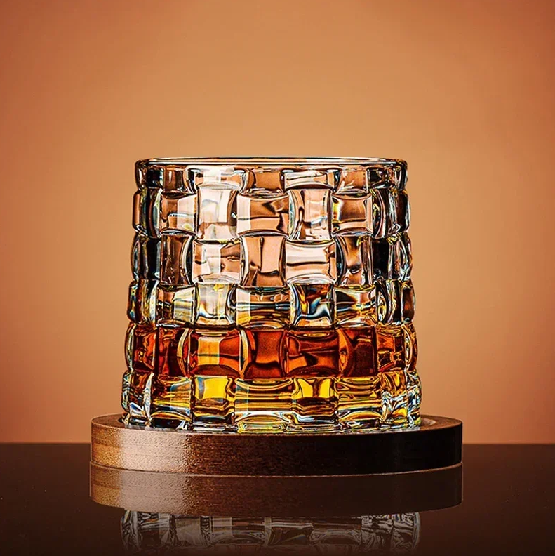 Verre à whisky design tournant luxe