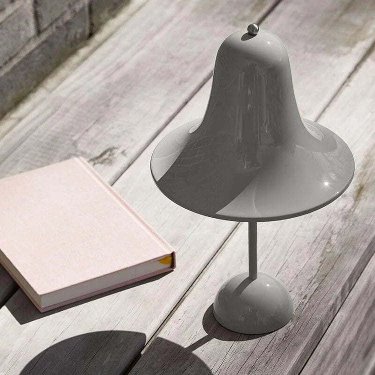 Lampe de Poche Élégante – LED Rechargeable et Réglable