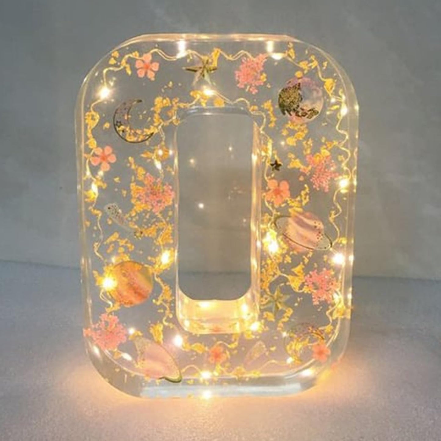 Lampe Résine Élégante aux Fleurs Séchées
