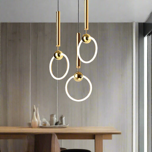 Lampe LED Élégante en Métal - Suspension Moderne pour Intérieur - Foivo