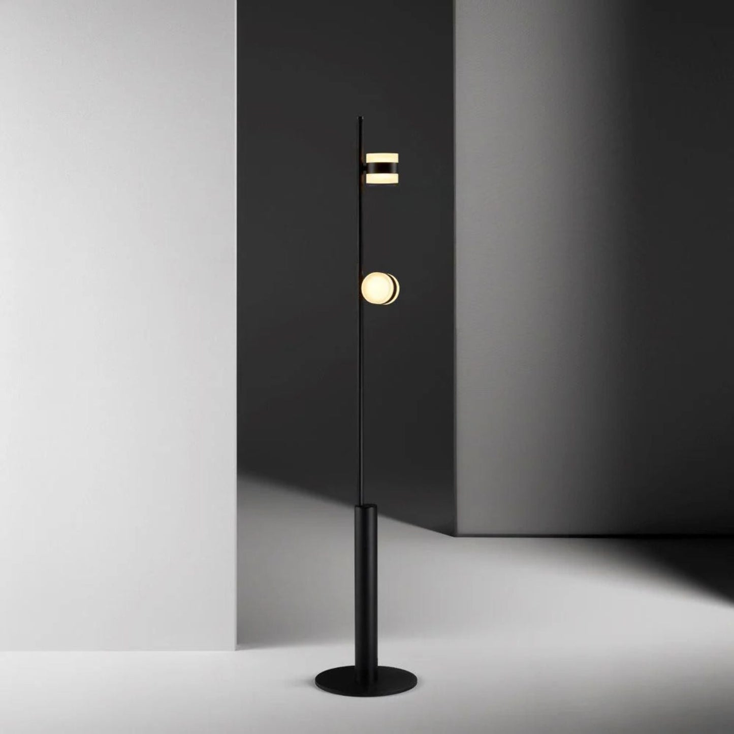 Lampe de Sol Élégante aux Lignes Pures