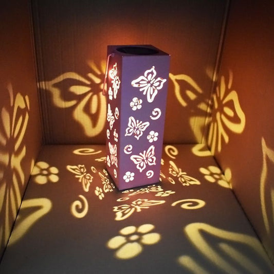 Lampe de jardin colorée avec motifs floraux et papillons - BlxckFR