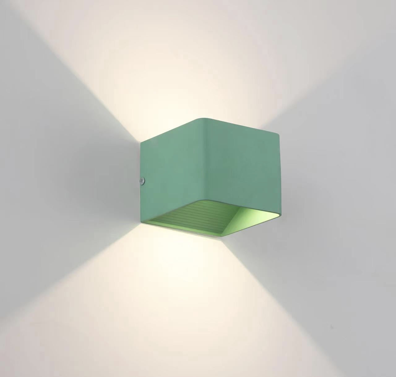 Luminaire carré design moderne