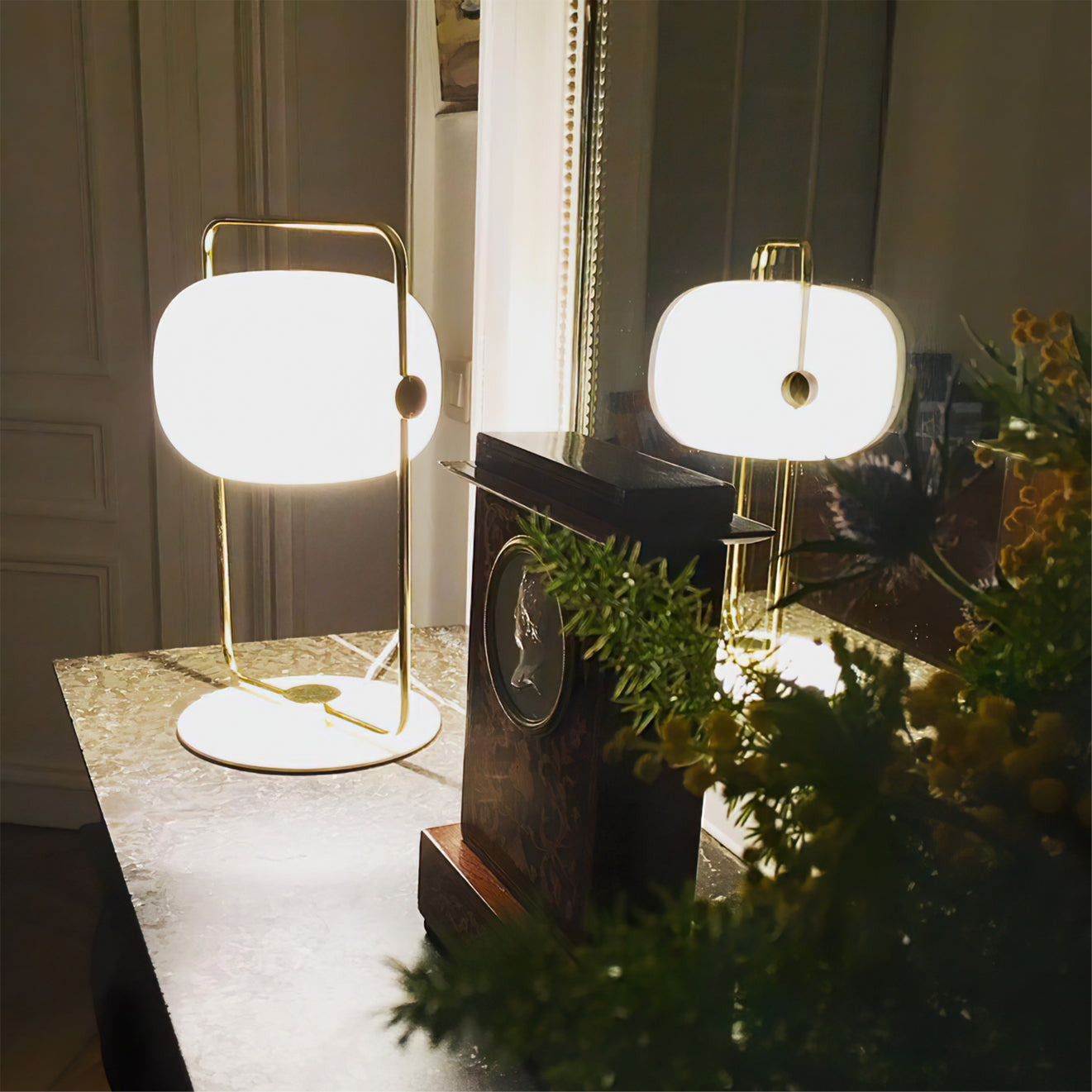Lampe de Table en Verre Luxe | Style Raffiné et Matériaux Nobles