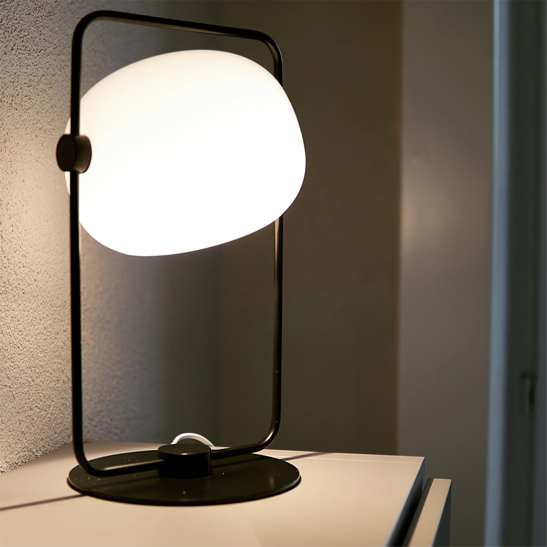 Lampe de Table en Verre Luxe | Style Raffiné et Matériaux Nobles