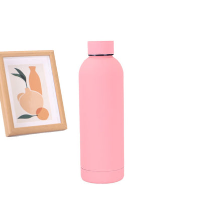 Bouteille Isotherme Femme Design Moderne 5