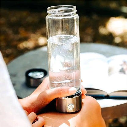 Bouteille d'eau portable avec technologie d'électrolyse 1