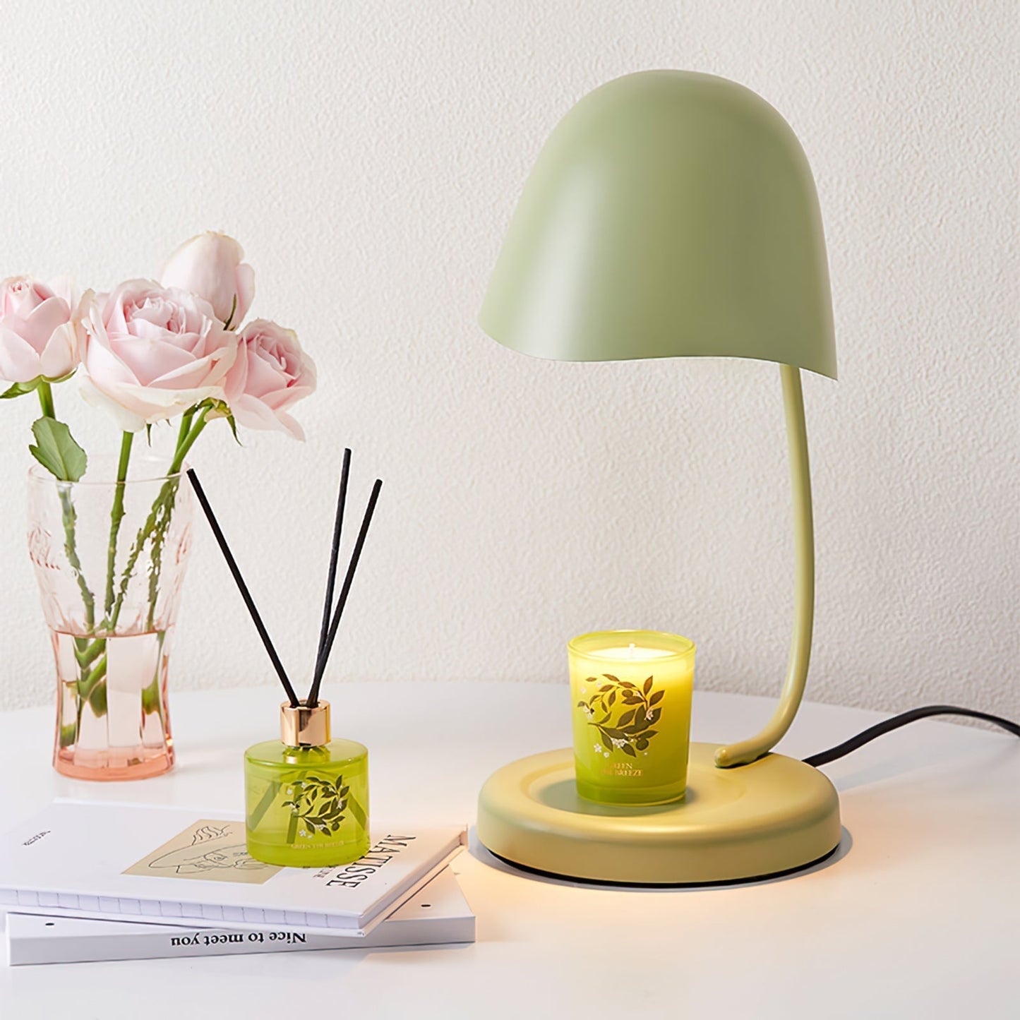 Lampe Bougie Élégante en Laqué