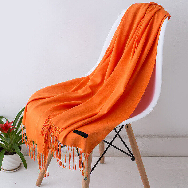 Écharpe Cachemire Femme : Élégante et Chaude avec Décor Frangé