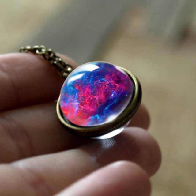 Collier Cosmique Étoilé pour les Amateurs d'Espace