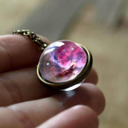 Collier Cosmique Étoilé pour les Amateurs d'Espace