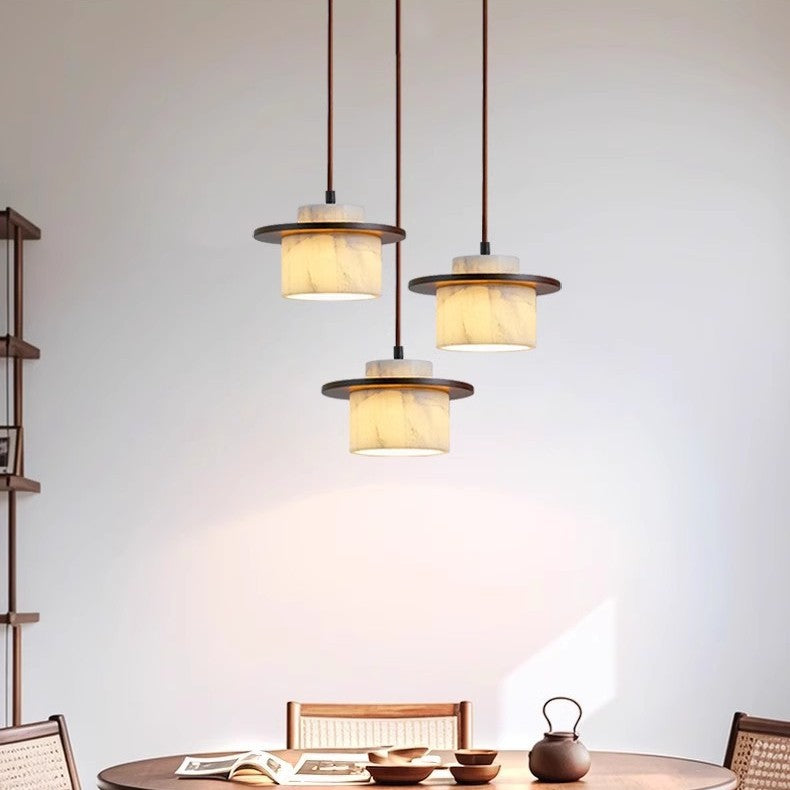 Lumière Suspendue en Marbre Blanc Élégant - Foivo
