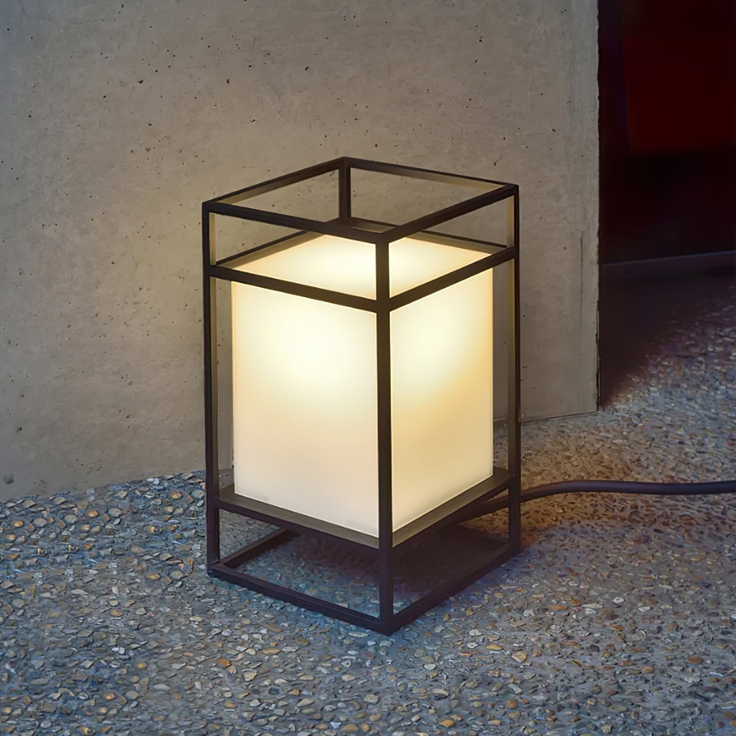 Lampe Exterieur Robuste et Élégante
