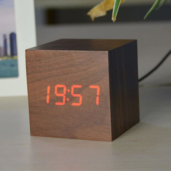 Horloge de Bureau Élégante et Compacte - Foivo