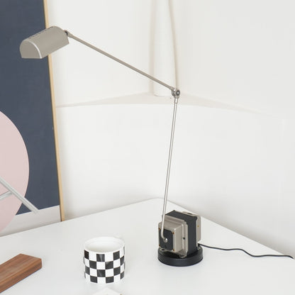 Lampe de Table Design et Fonctionnelle