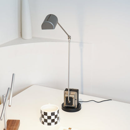 Lampe de Table Design et Fonctionnelle