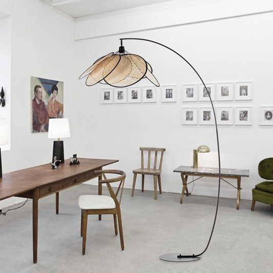 Lampe sur Pied en Rattan - Chic et Décoratif - Foivo