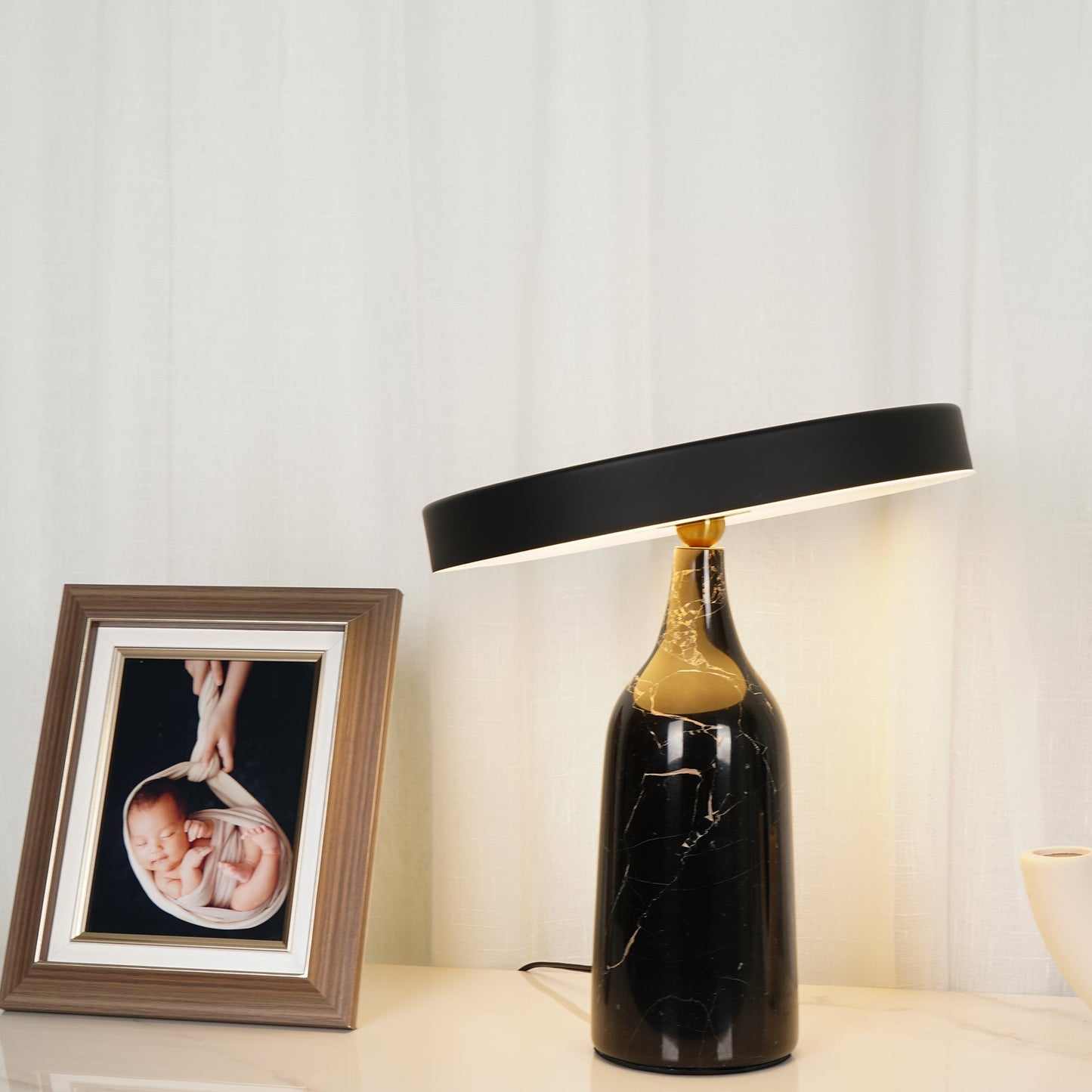 Lampe de Bureau Chic en Pierre | Éclairage Élégant et Chauffe