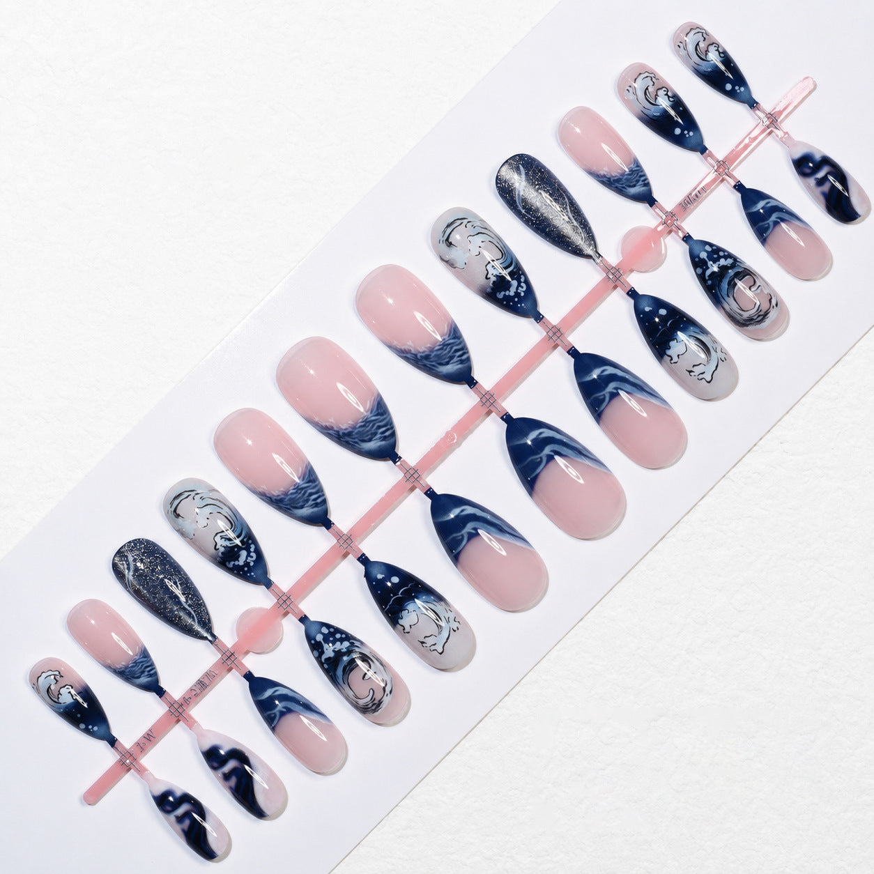 Ensemble Ongles Pressés Femme Style Marin - Foivo