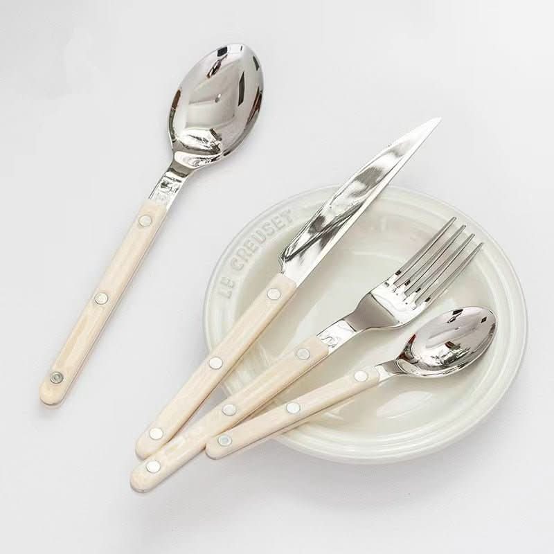 Ensemble de Couverts de Table 24 Pièces avec Couteaux de Table Élégants pour Repas Raffinés 5