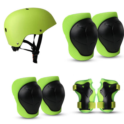 Ensemble de protection enfant avec casque et accessoires colorés 13