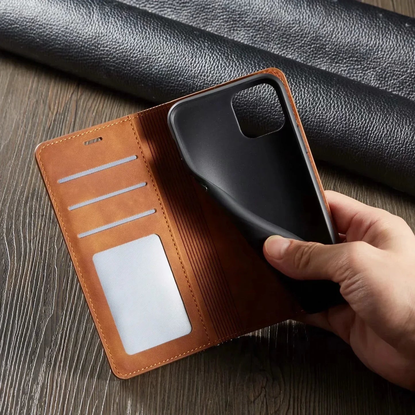 Étui iPhone en Cuir Magnétique 2