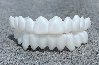 Facettes Dentaires DentAlign – Ajustement Naturel et Confortable, Matériau Composite Durable, Amélioration Rapide du Sourire 1