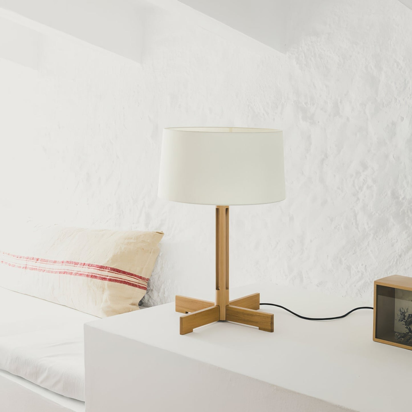 Lampe de Table Élégante | Éclairage Chauffant et Intime