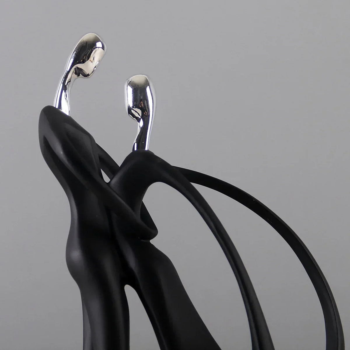 Figurines de Couple Dansant Art Nordique 3