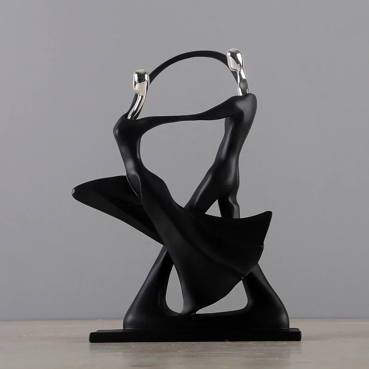 Figurines de Couple Dansant Art Nordique 5