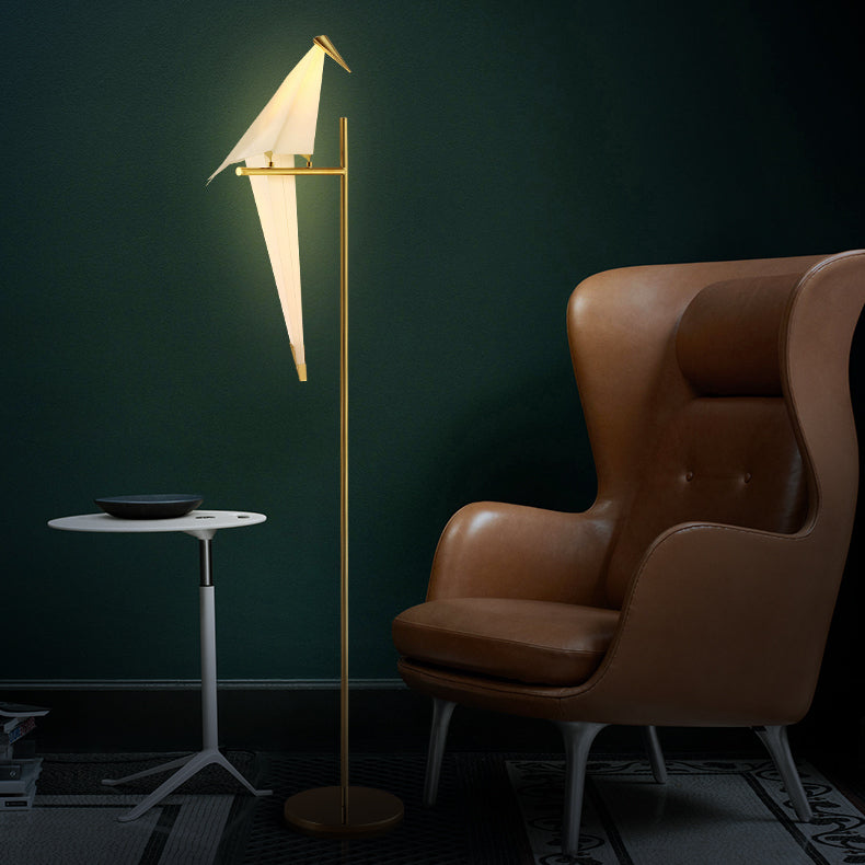 Lampe Design Oiseau Aimantée – Éclairage Déco et Créatif