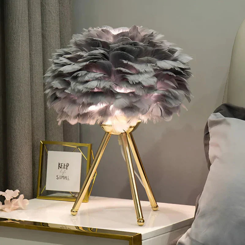 Lampe en Plumes Délicieuse et Élégante