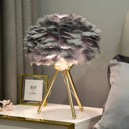 Lampe en Plumes Délicieuse et Élégante