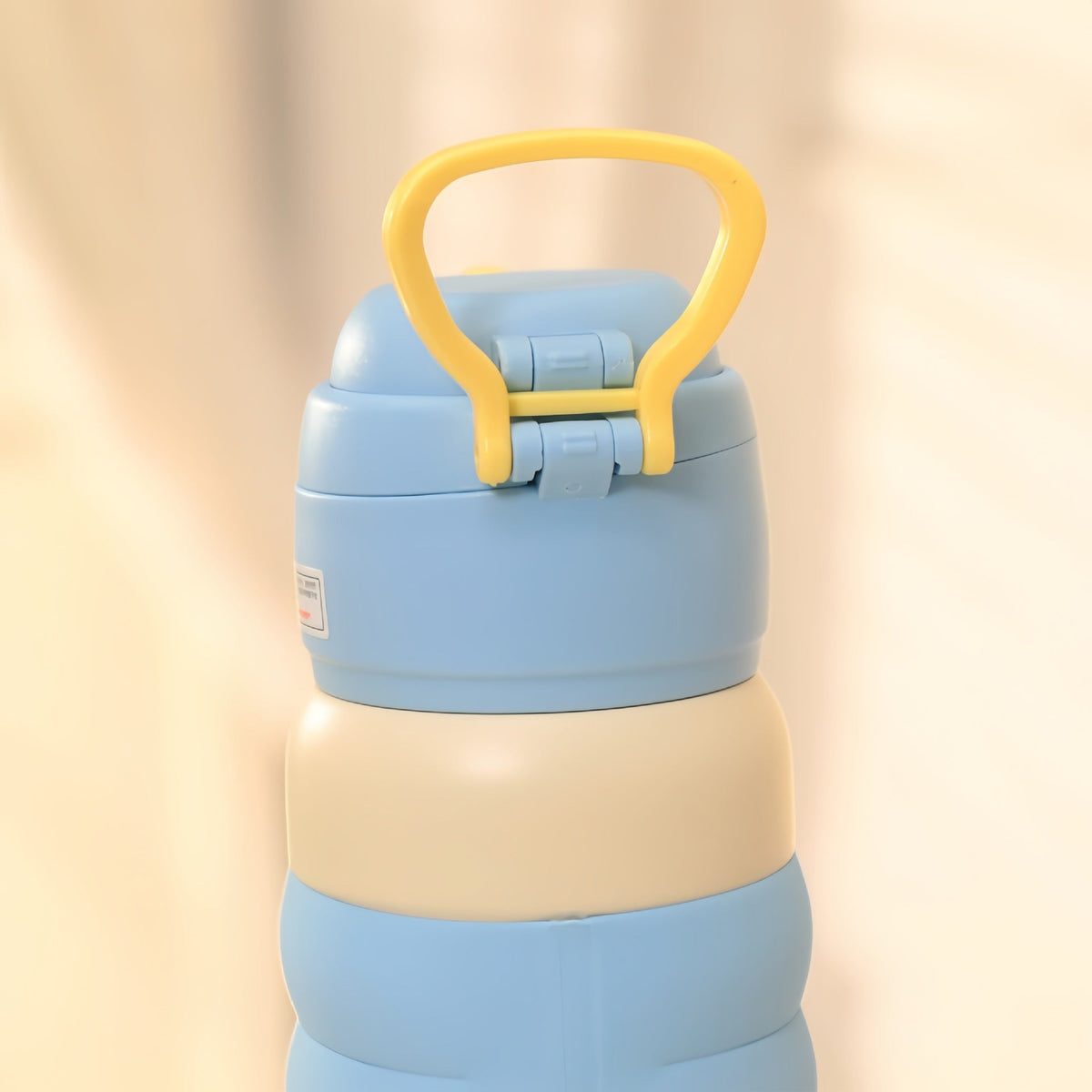 Gourde Femme Pratique et Élégante 3